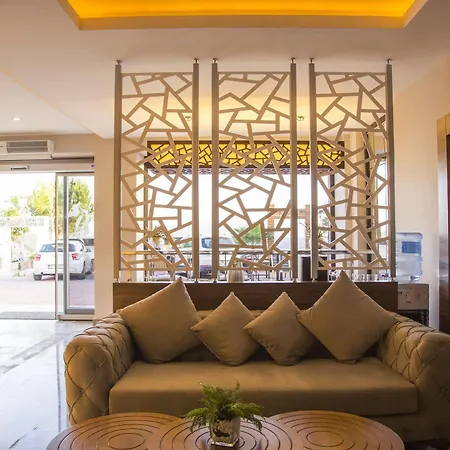 Otel Sea View 3*
